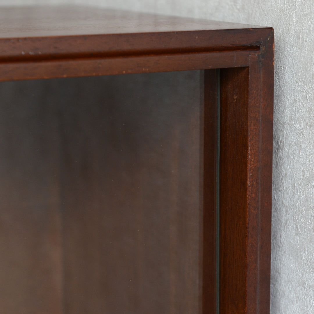 60s ヴィンテージ ガラスキャビネット 21（天板剝離再塗装）