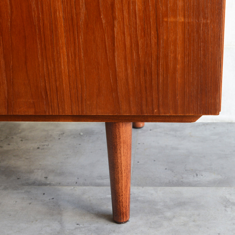 デンマークヴィンテージ  キャビネット3-1(抽斗付）