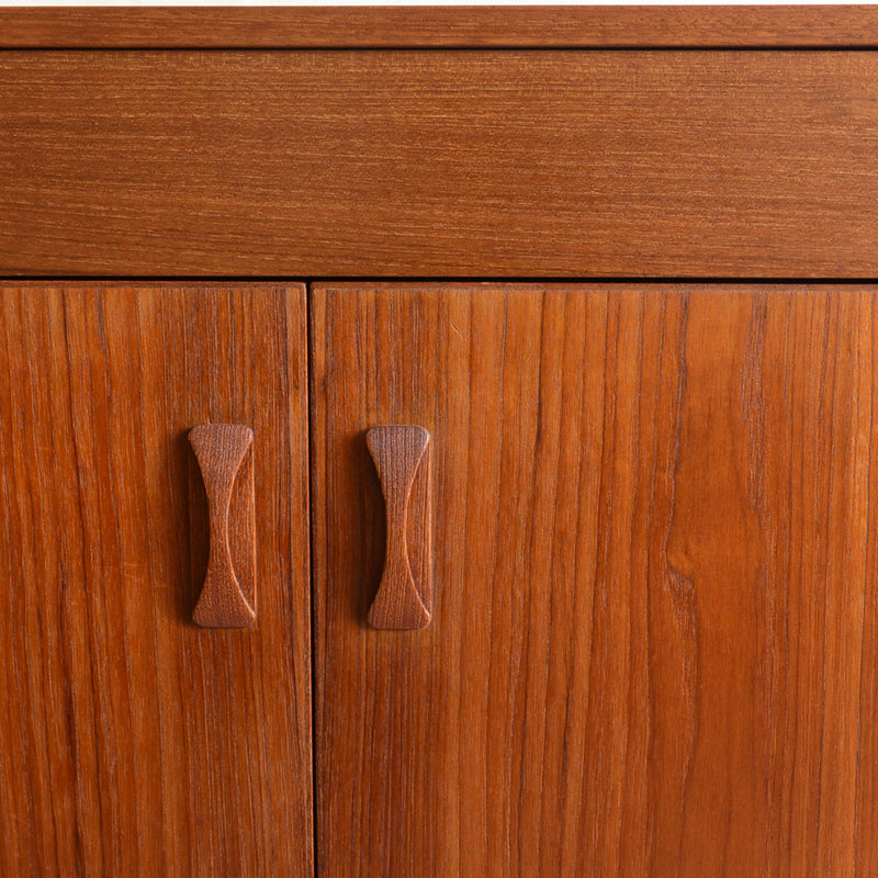 デンマークヴィンテージ  キャビネット3-1(抽斗付）