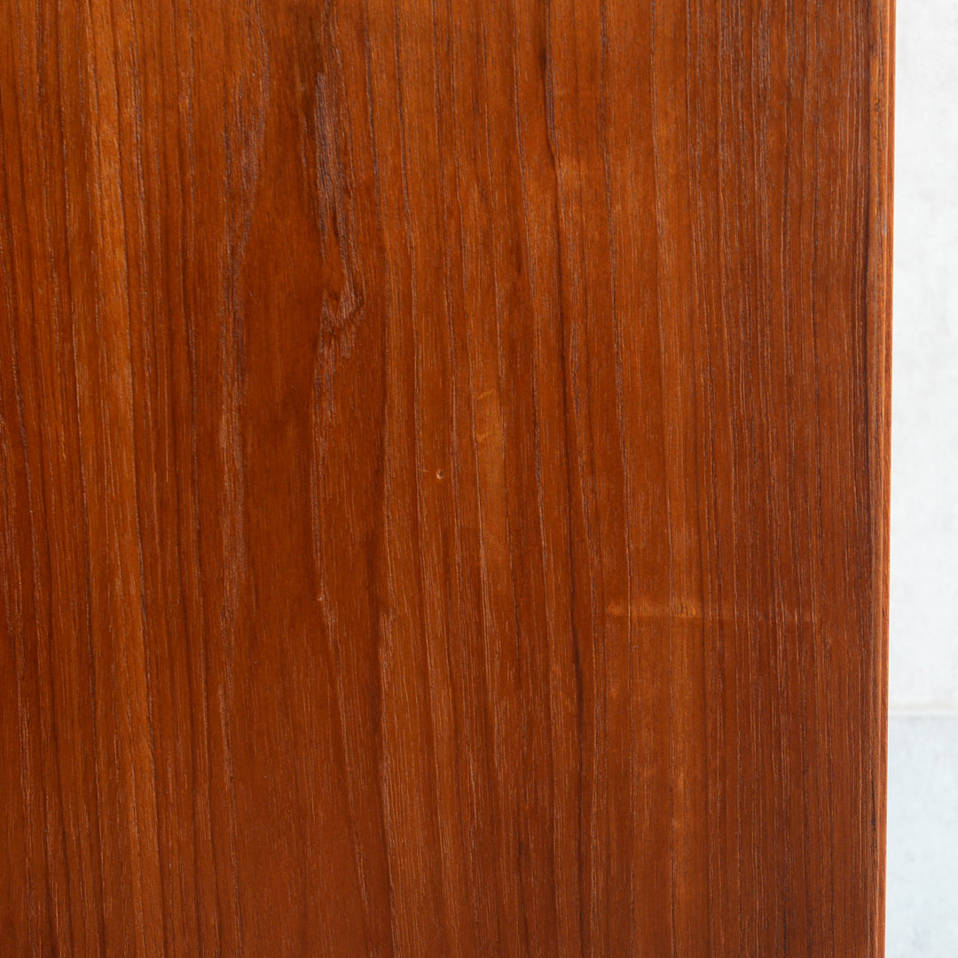 デンマークヴィンテージ  キャビネット3-1(抽斗付）