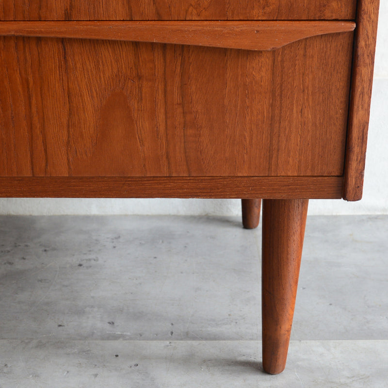 デンマーク ヴィンテージ  チーク ３段チェスト 5-4 (ウッドオイル仕上）鍵付