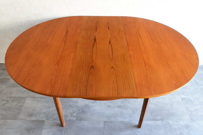 Nathan ネイサン　エクステンション ラウンド ダイニングテーブル03