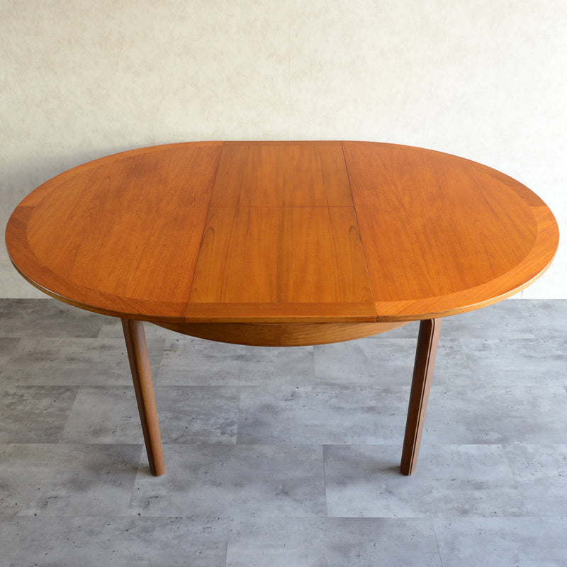 Nathan　ラウンドエクステンションテーブル01