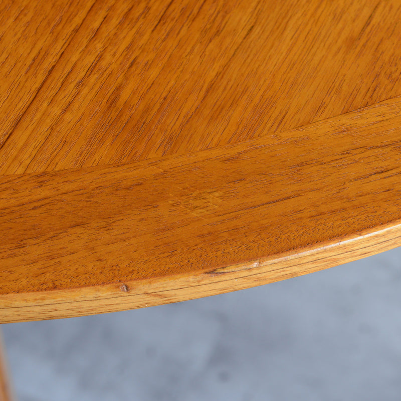 Nathan　ラウンドエクステンションテーブル01