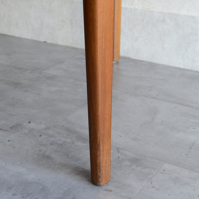 Nathan ネイサン　エクステンション ラウンド ダイニングテーブル03