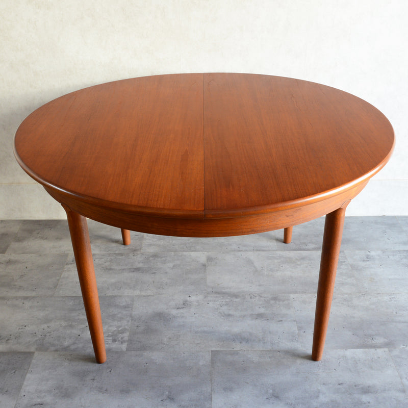 Meredew(メレデュー）エクステンション ラウンド ダイニングテーブル 03(天板剥離再塗装済）