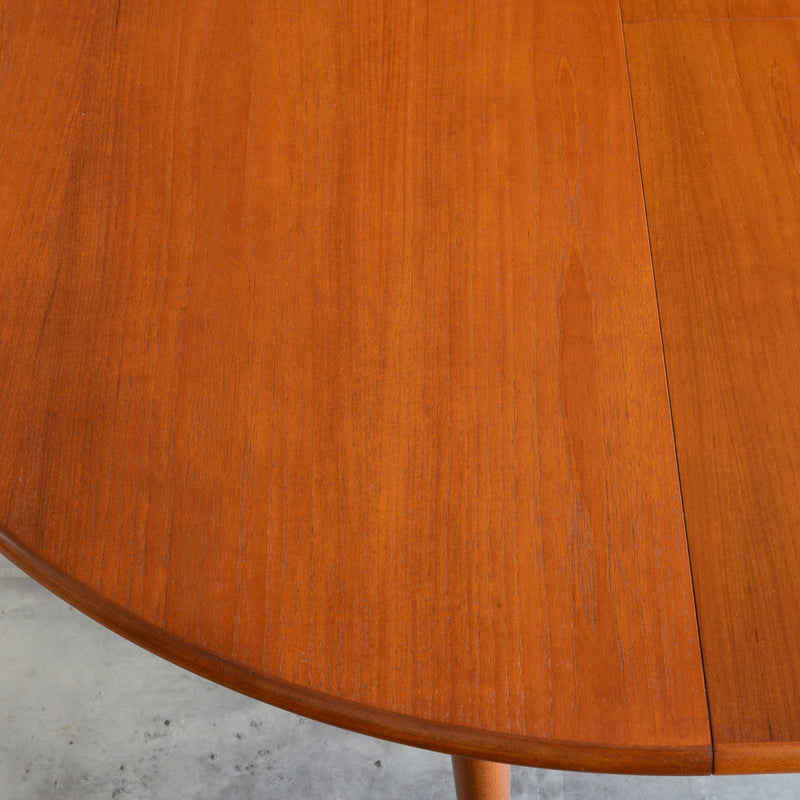 Meredew(メレデュー）エクステンション ラウンド ダイニングテーブル 03(天板剥離再塗装済）