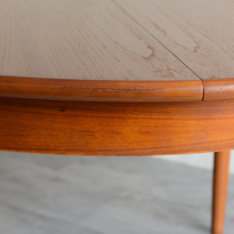 Meredew(メレデュー）エクステンション ラウンド ダイニングテーブル 03(天板剥離再塗装済）