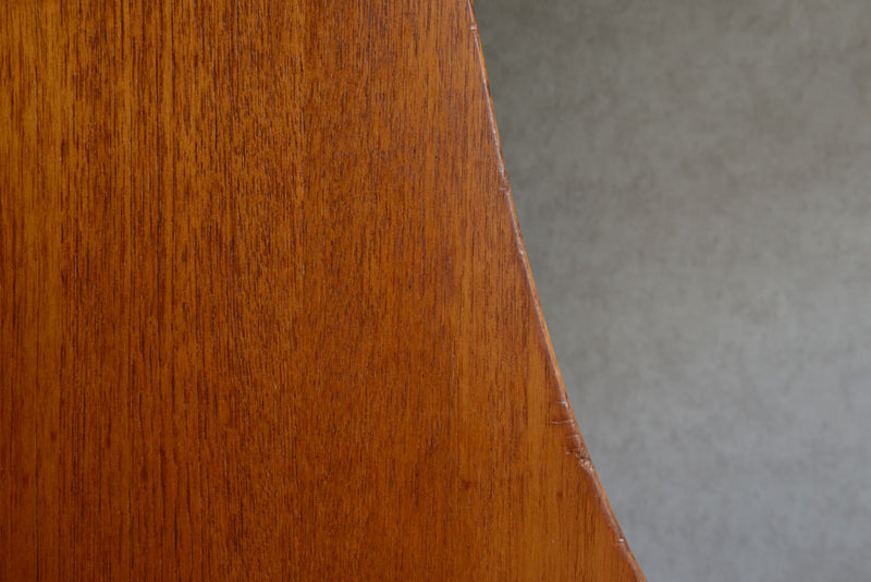 Jentique　ジェンティーク　カップボード