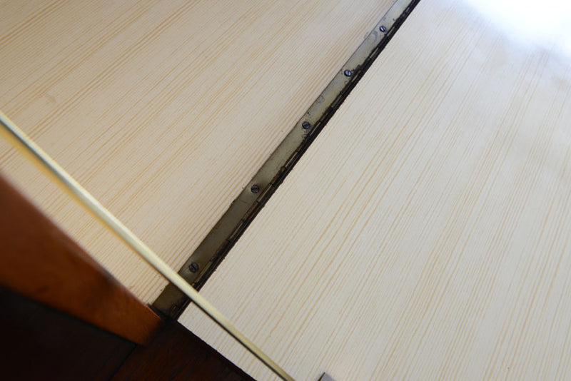 Jentique　ジェンティーク　カップボード