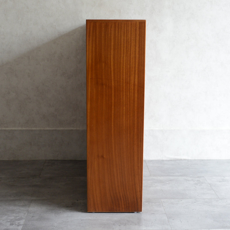 Herbert E. Gibbs ガラス扉キャビネット