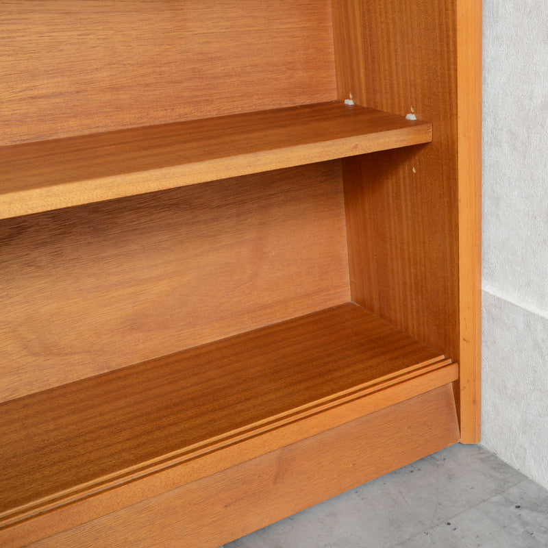 Herbert E. Gibbs ガラス扉キャビネット