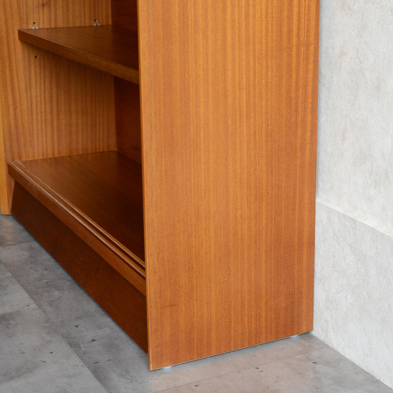 Herbert E. Gibbs ガラス扉キャビネット