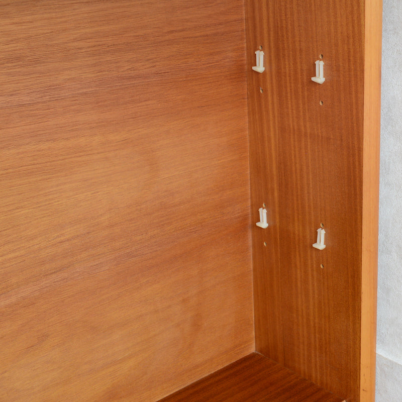 Herbert E. Gibbs ガラス扉キャビネット