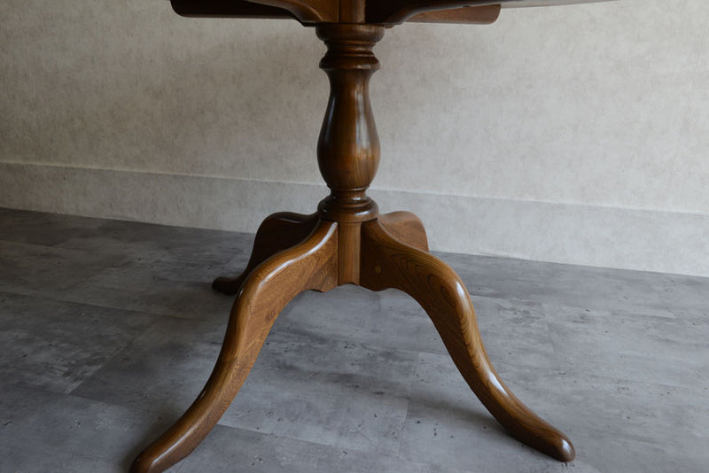 ERCOL　アーコール　ラウンドテーブル