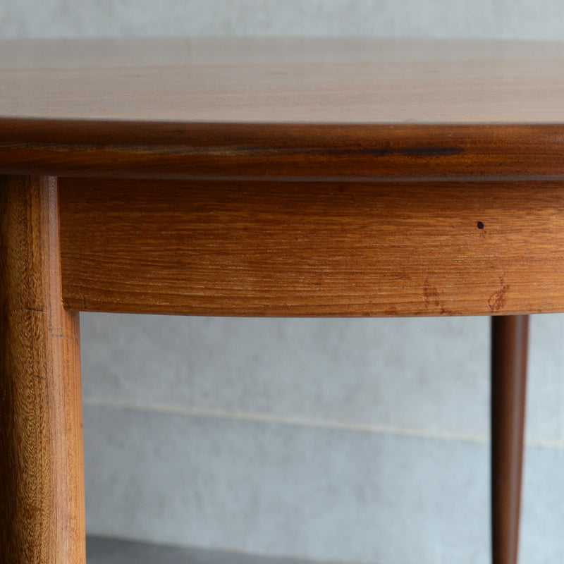 G-PLAN ジープラン エクステンション ラウンド ダイニングテーブル71（天板剥離再塗装済）