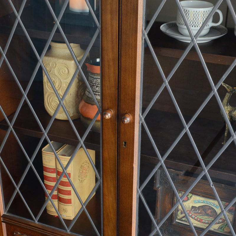 イギリスクラシック   ガラスキャビネット01