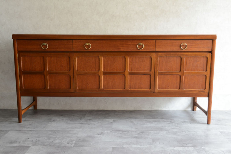 Nathan　ネイサン　サイドボード02