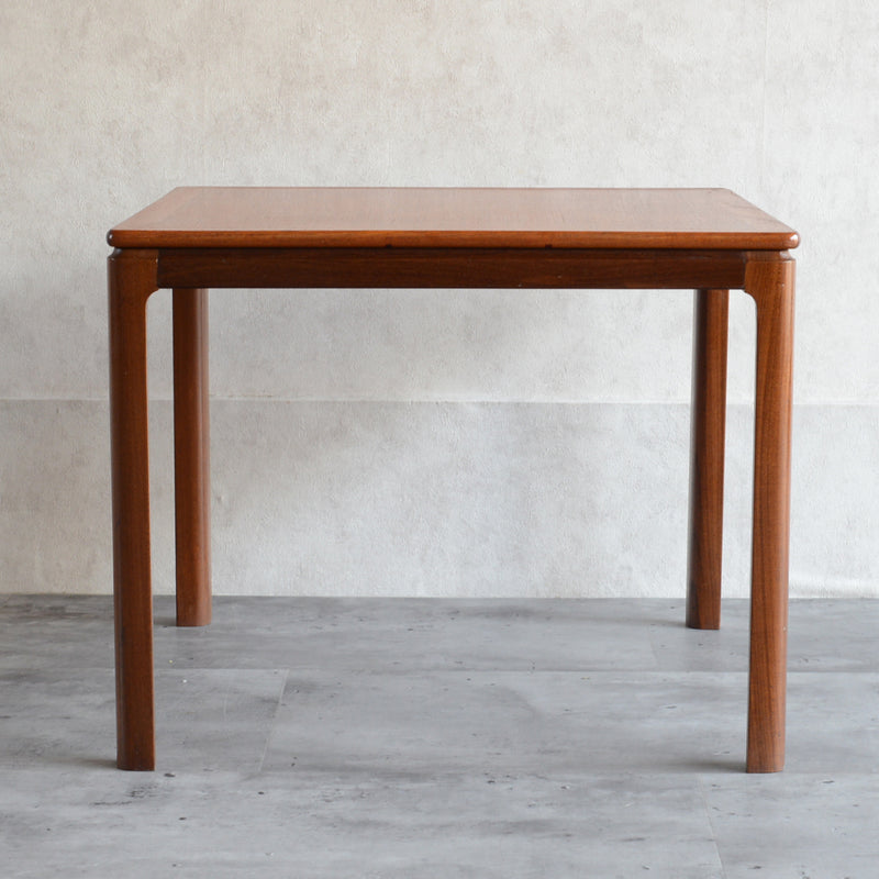 デンマーク　チーク ローテーブル01