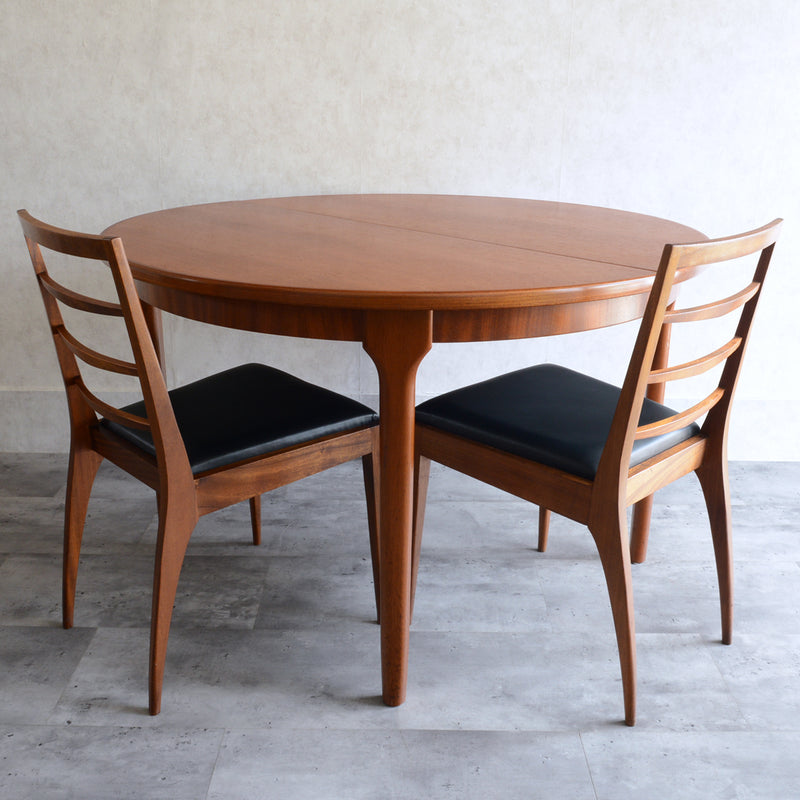 W様ご予約品　McINTOSHマッキントッシュ ラウンドエクステンション ダイニングテーブル05 （天板剥離再塗装済）