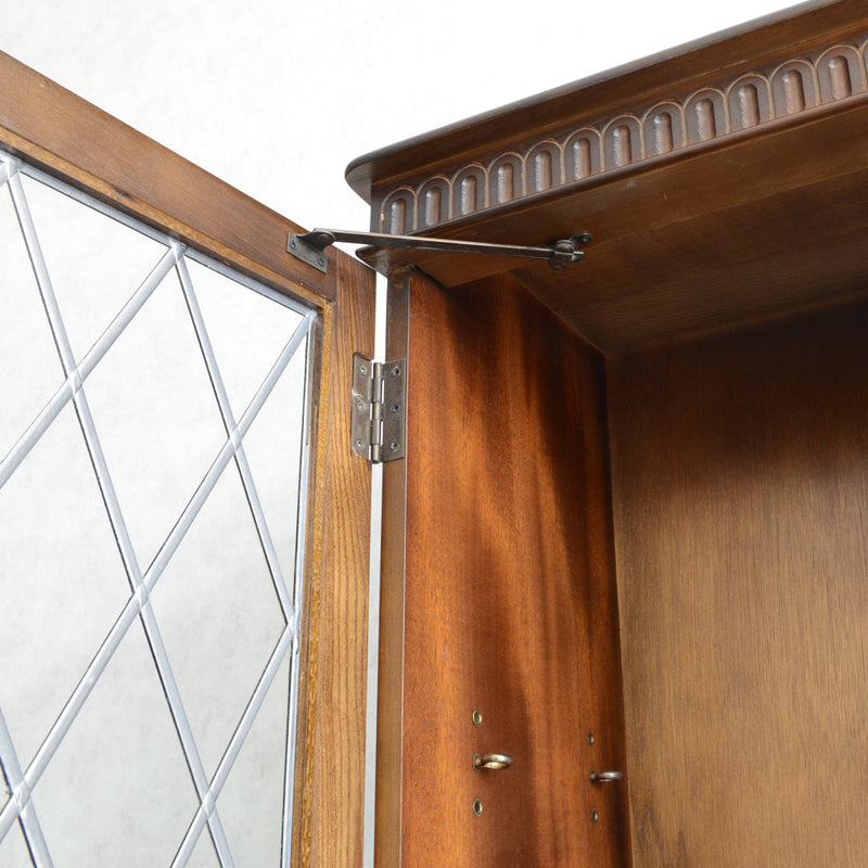 イギリスクラシック   ガラスキャビネット01