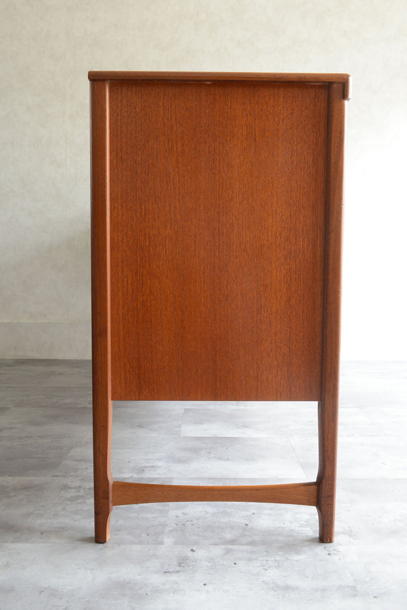 Nathan　ネイサン　サイドボード02