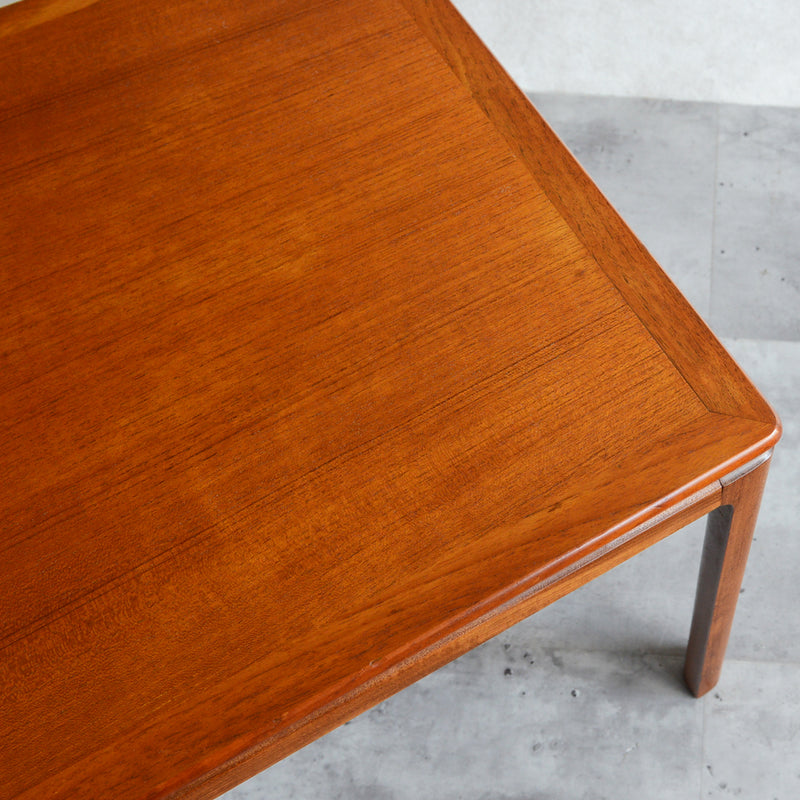 デンマーク　チーク ローテーブル01