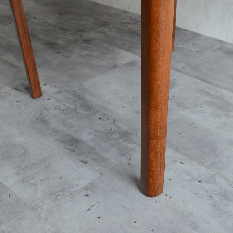 デンマーク　チーク ローテーブル01