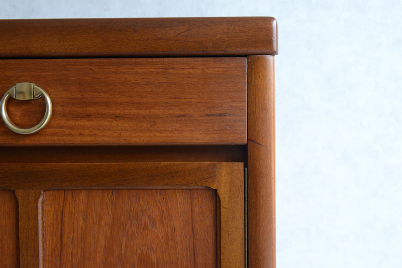 Nathan　ネイサン　サイドボード02