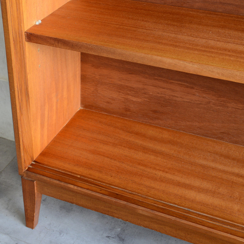 Herbert E. Gibbs ガラスキャビネット19(木扉付)