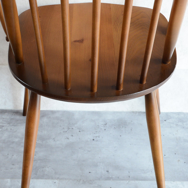 ERCOLアーコールアーム付き クエーカーチェア(ライトオールドコロニアルカラー）