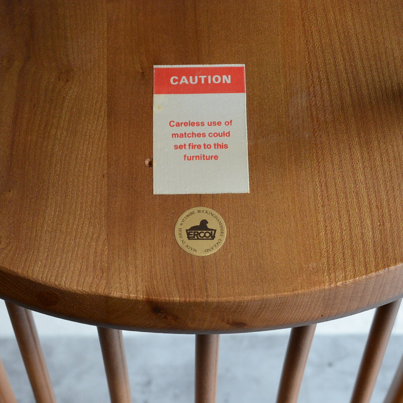 ERCOLアーコールアーム付き クエーカーチェア(ライトオールドコロニアルカラー）