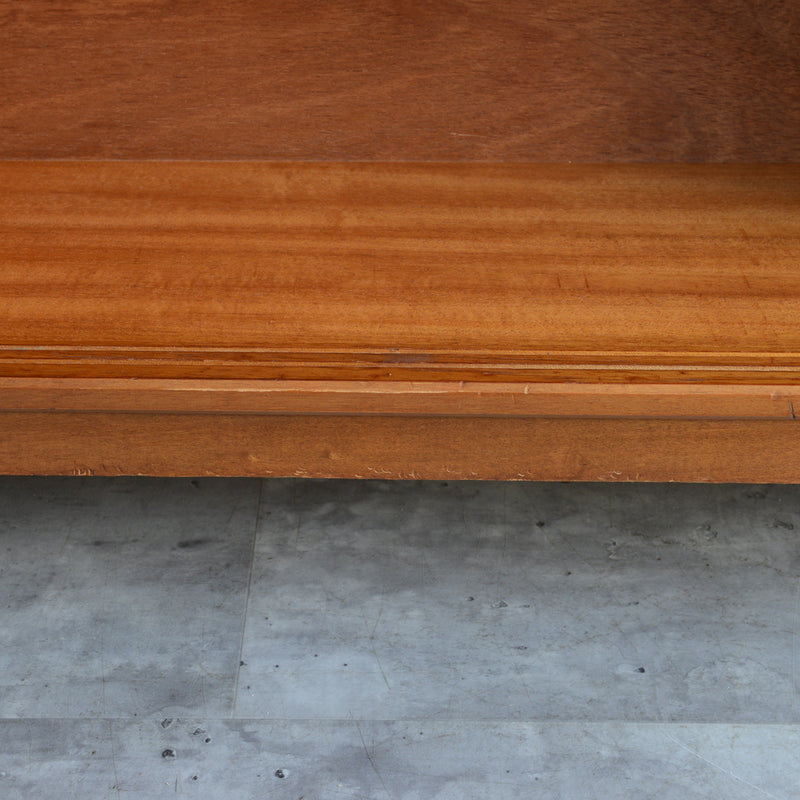 Herbert E. Gibbs ガラスキャビネット19(木扉付)