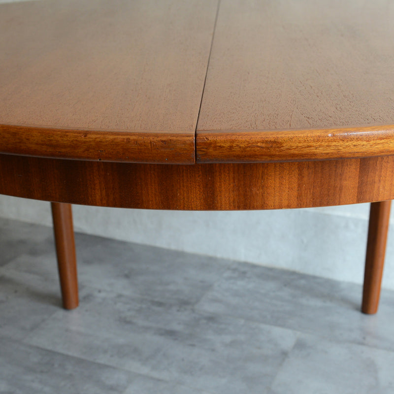 W様ご予約品　McINTOSHマッキントッシュ ラウンドエクステンション ダイニングテーブル05 （天板剥離再塗装済）