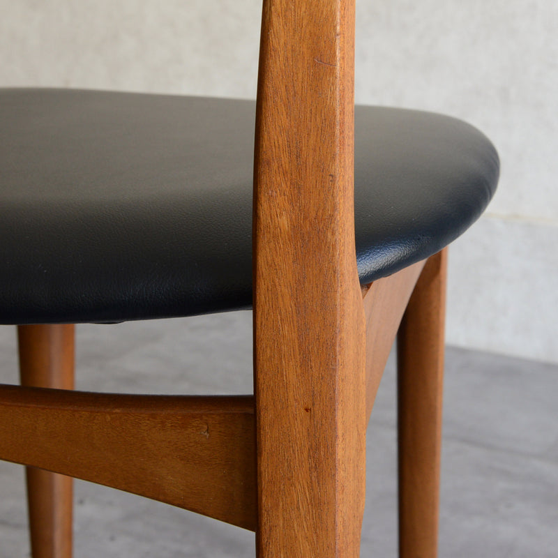 Nathan ネイサン ダイニングチェア ２脚セット(座面張替済)  S30