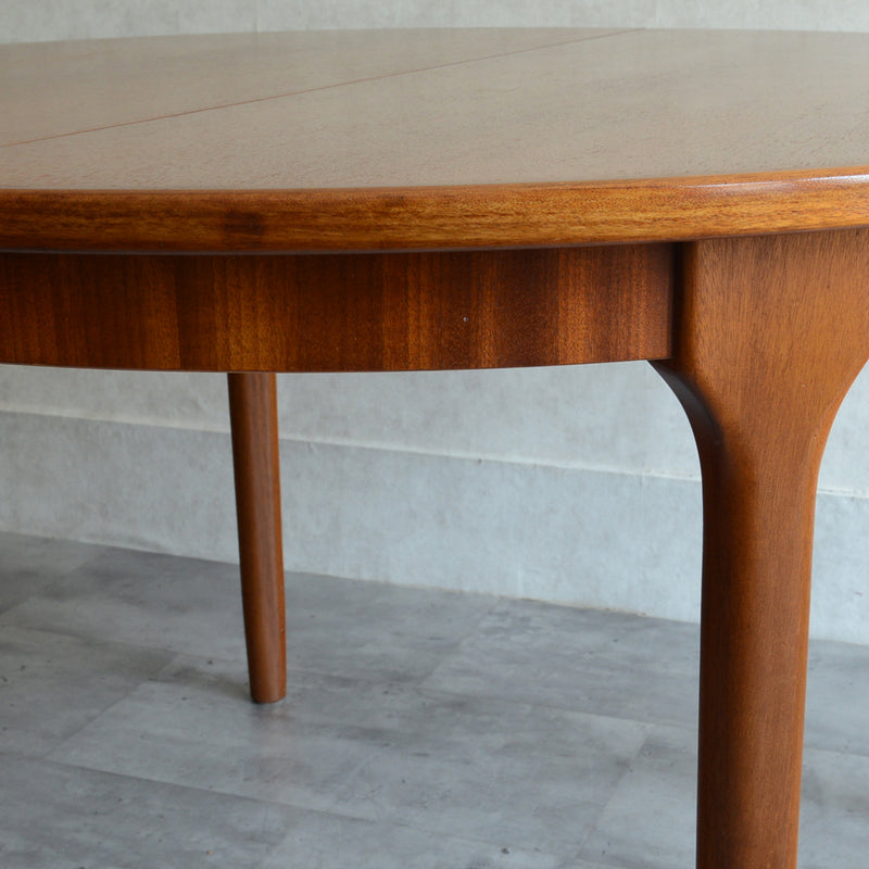 W様ご予約品　McINTOSHマッキントッシュ ラウンドエクステンション ダイニングテーブル05 （天板剥離再塗装済）