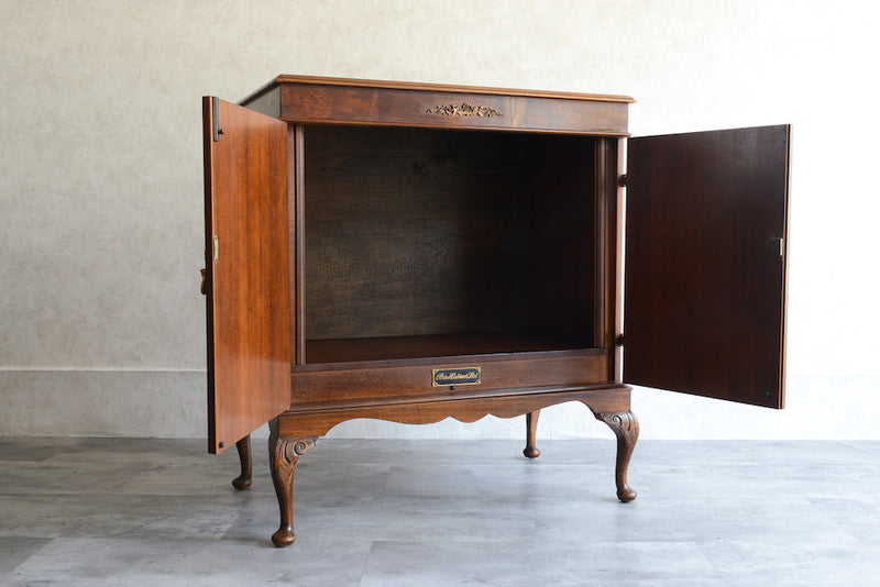 イギリス　クラシックキャビネット06