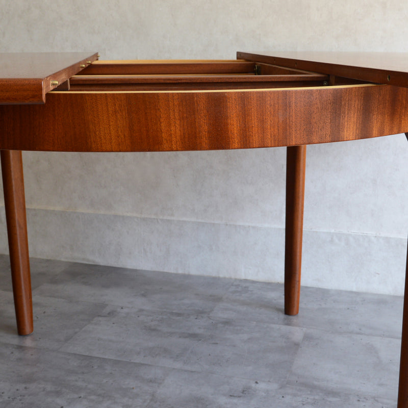 W様ご予約品　McINTOSHマッキントッシュ ラウンドエクステンション ダイニングテーブル05 （天板剥離再塗装済）