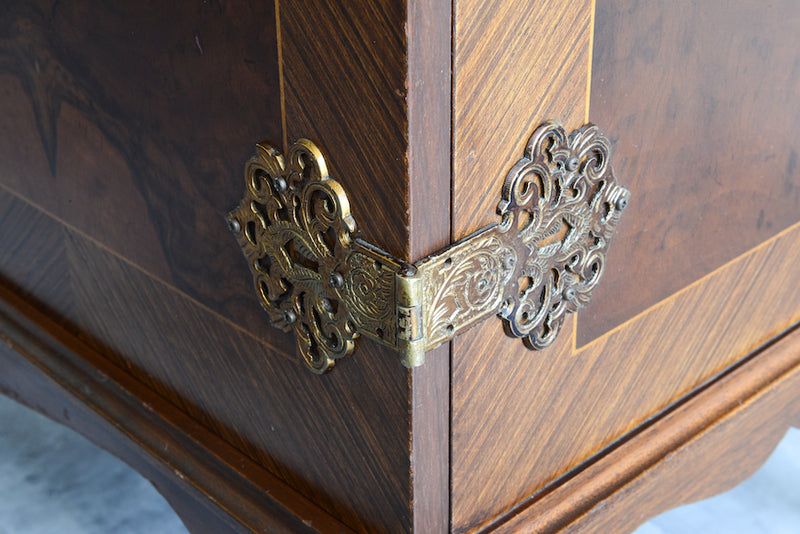 イギリス　クラシックキャビネット06