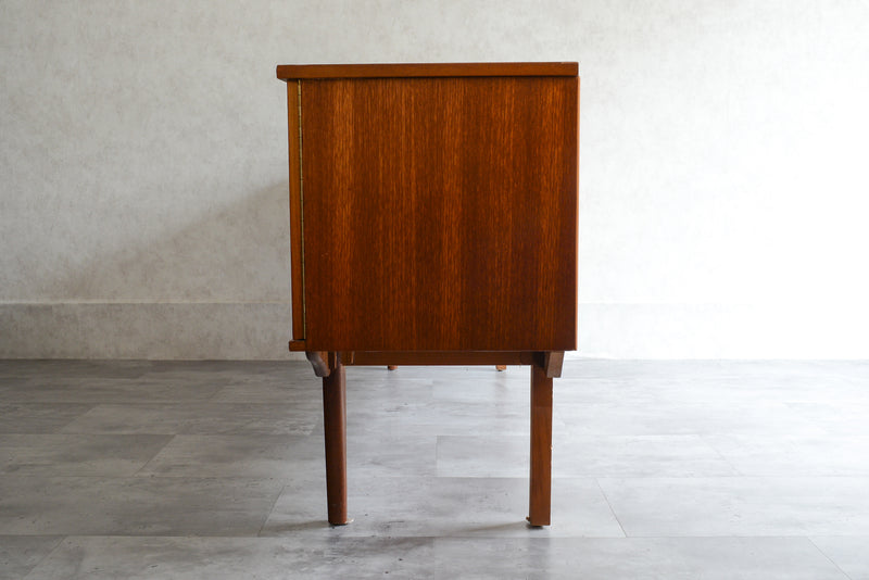 Beautility （ビューティリティ）サイドボード　