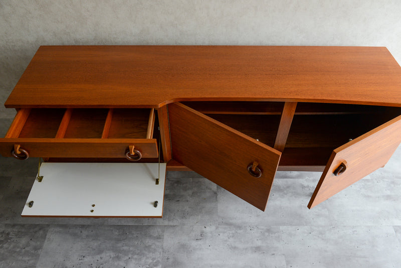 Beautility （ビューティリティ）サイドボード　