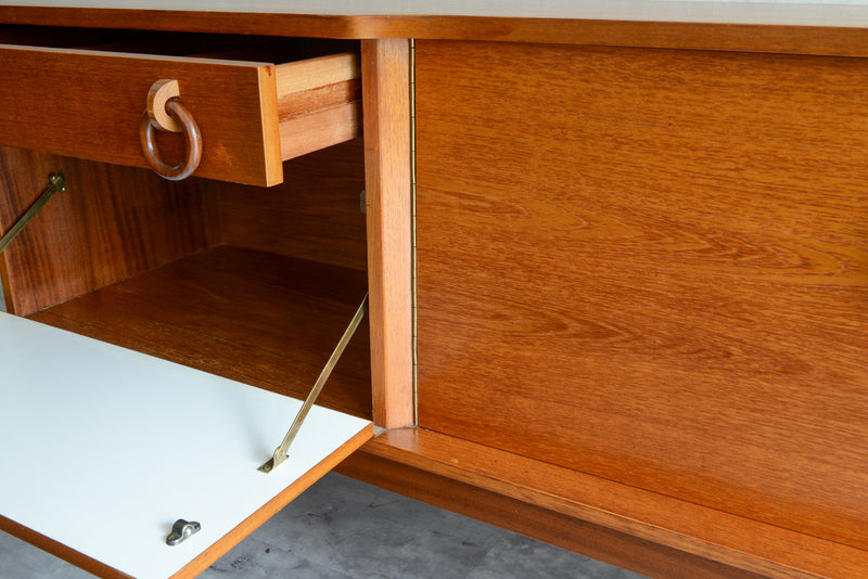 Beautility （ビューティリティ）サイドボード　