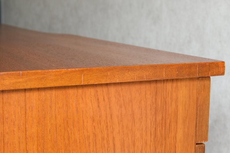 Beautility （ビューティリティ）サイドボード　