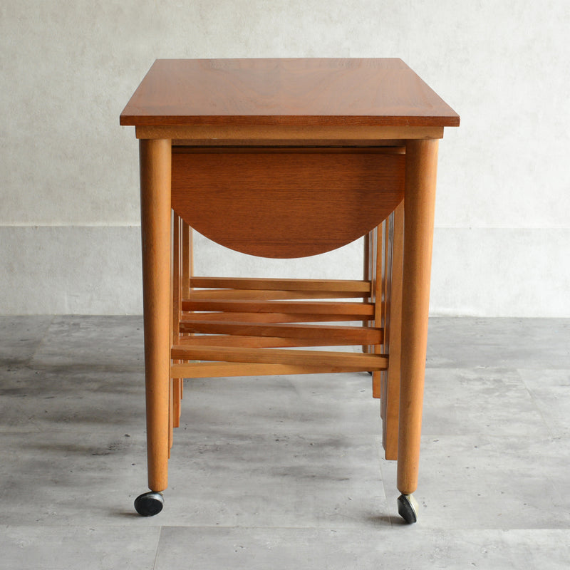 60s デンマーク　Poul .Hundevad　 ネストテーブル