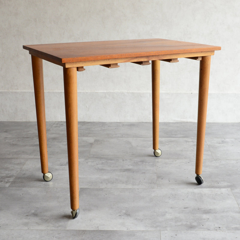 60s デンマーク　Poul .Hundevad　 ネストテーブル