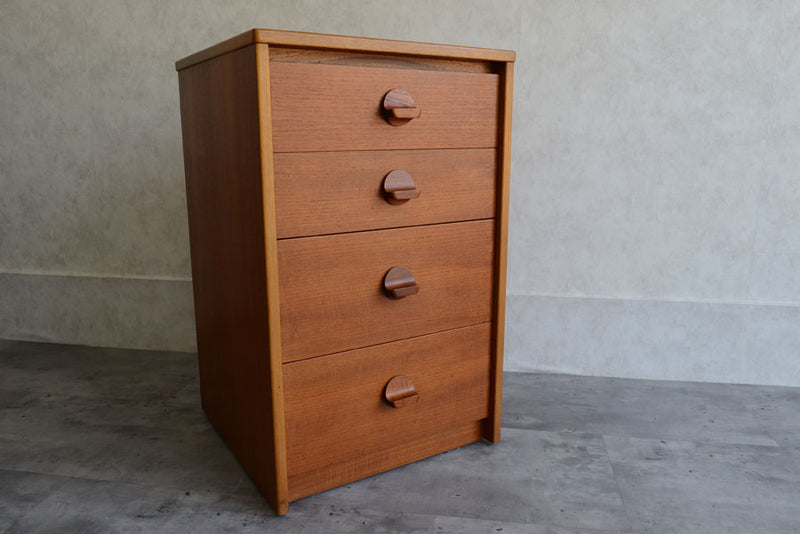 STAG　コンパクト4段チェスト