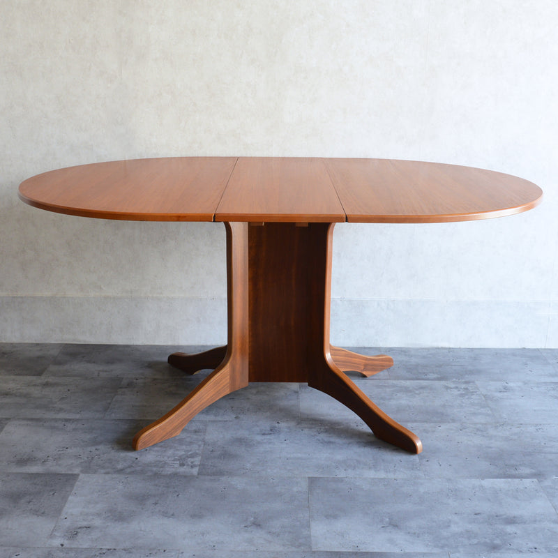 Sutcliffe サトクリフ オーバルゲートレッグテーブル02