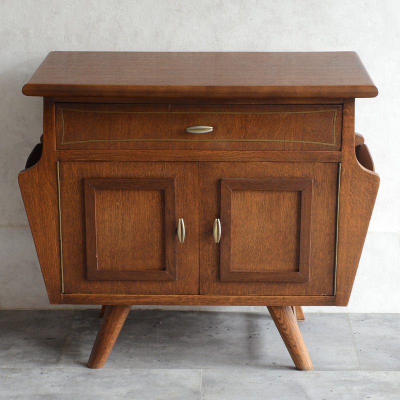 マガジンラック付 オークキャビネット