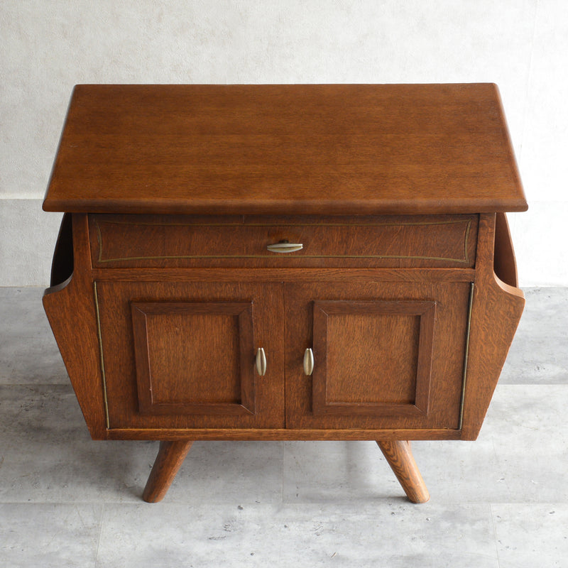 マガジンラック付 オークキャビネット