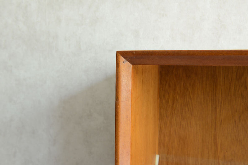 Herbert E. Gibbs ガラス扉キャビネット009